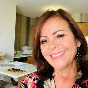 Meet your Posher, Rita